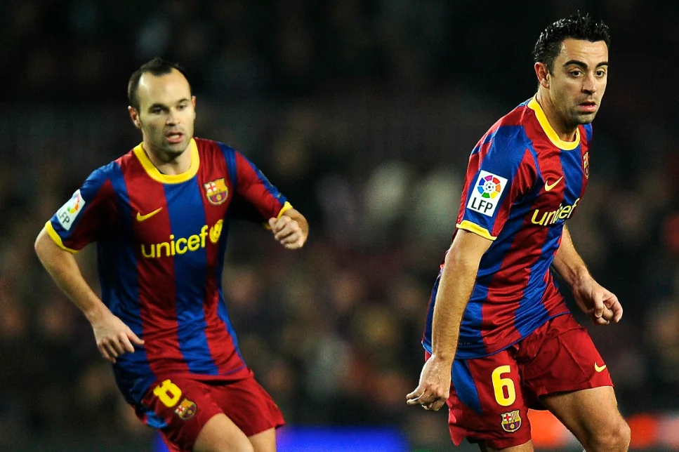 xavi-or-iniesta-who-do-you-think-is-better-out-of-the-duo-v0-whd154d7iraa1