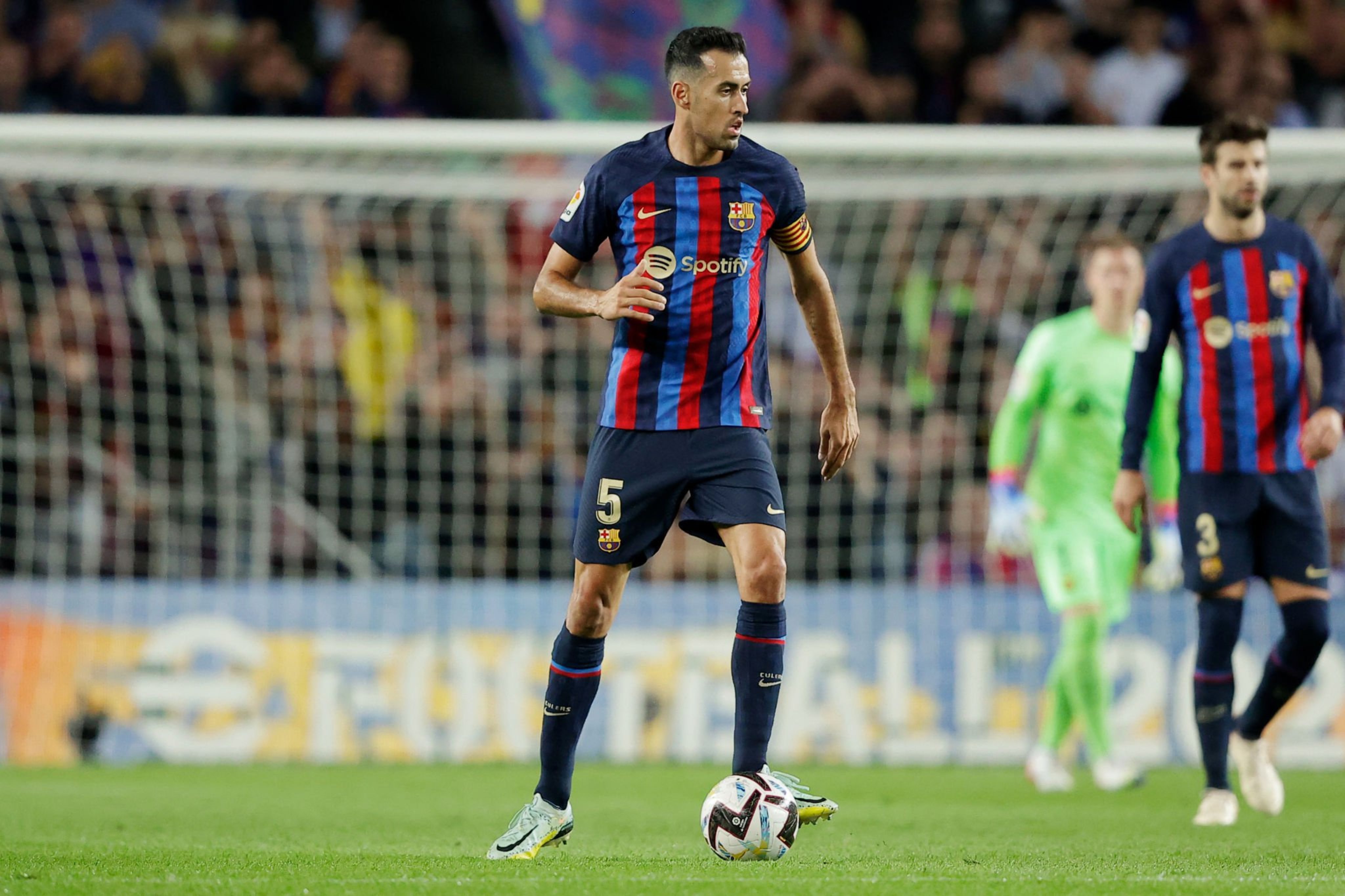 busquets-ball